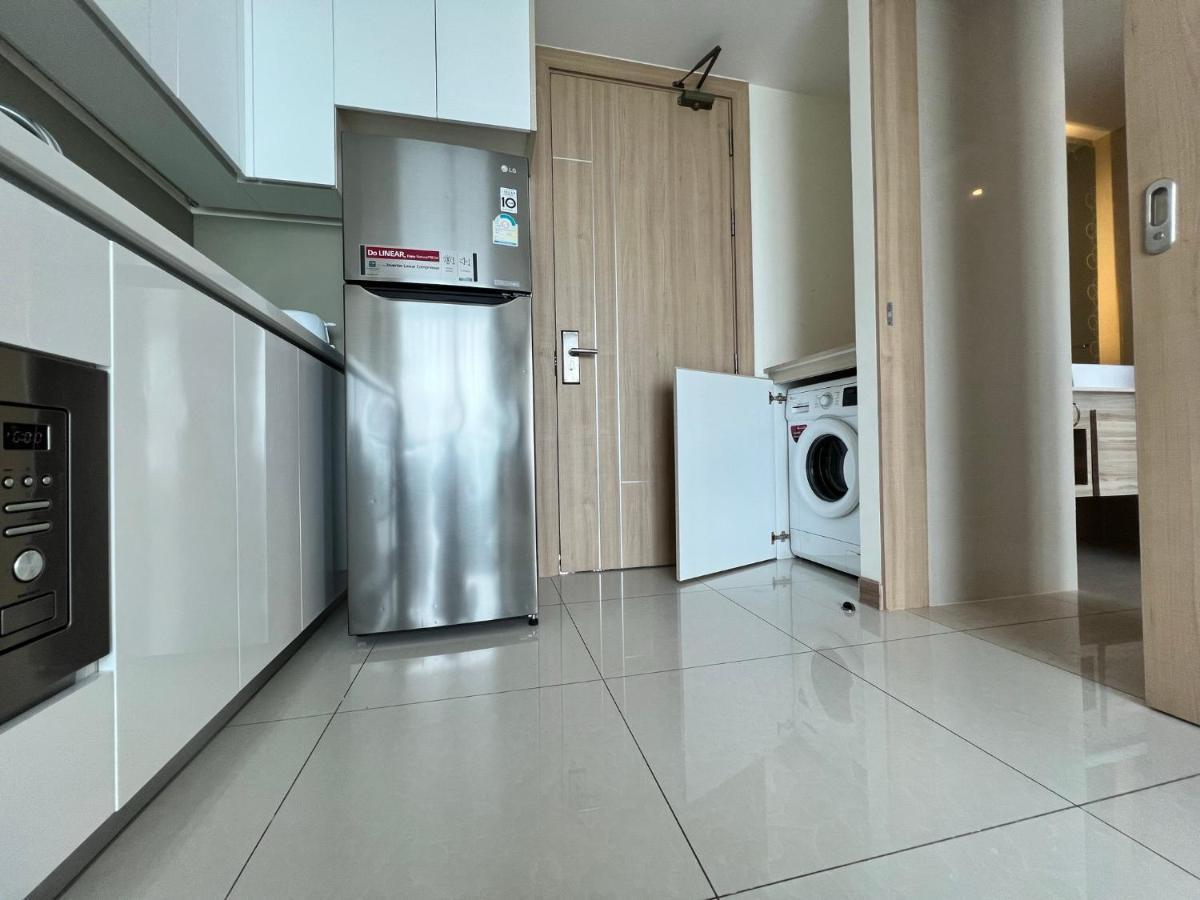 Riviera Jomtien Roomy 1-Bdr Seaview Condo Экстерьер фото