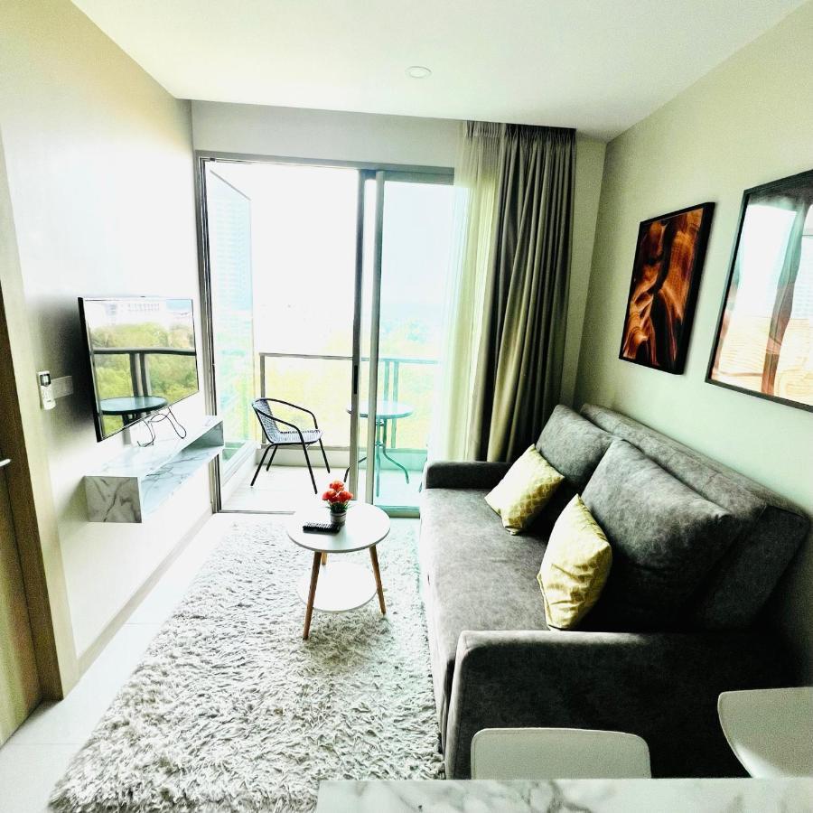 Riviera Jomtien Roomy 1-Bdr Seaview Condo Экстерьер фото
